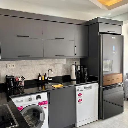 With Jacuzzi And Pool 10 Minutes From The Deadsea *